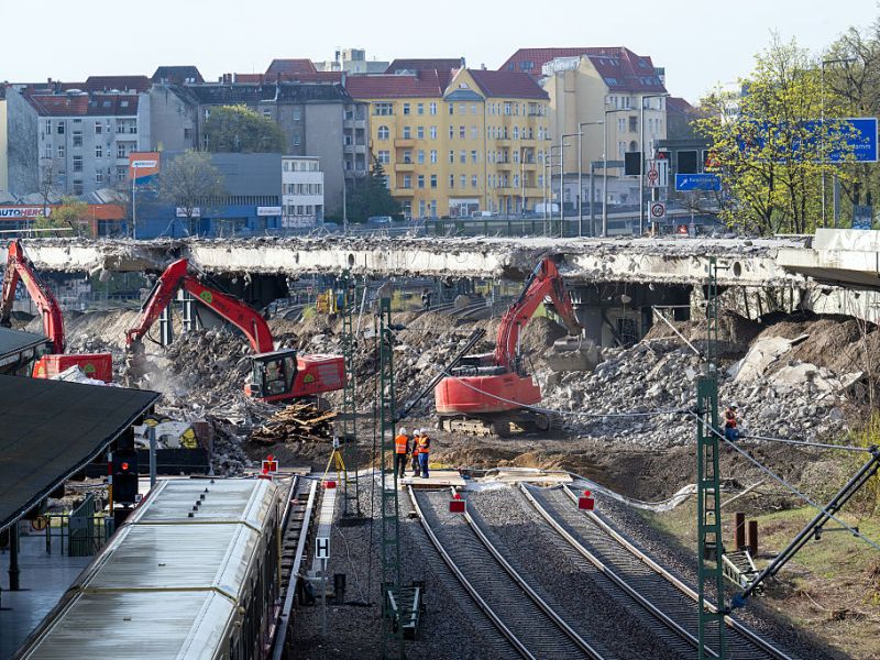 CANCELLED: Towards a radical highway geography: Berlin and the remaking of city logistics in global&nbsp;capitalism